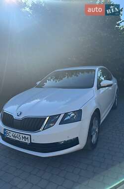Лифтбек Skoda Octavia 2017 в Львове