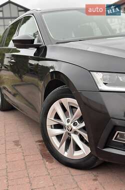Универсал Skoda Octavia 2020 в Стрые