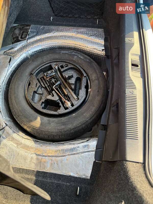 Лифтбек Skoda Octavia 2012 в Березане