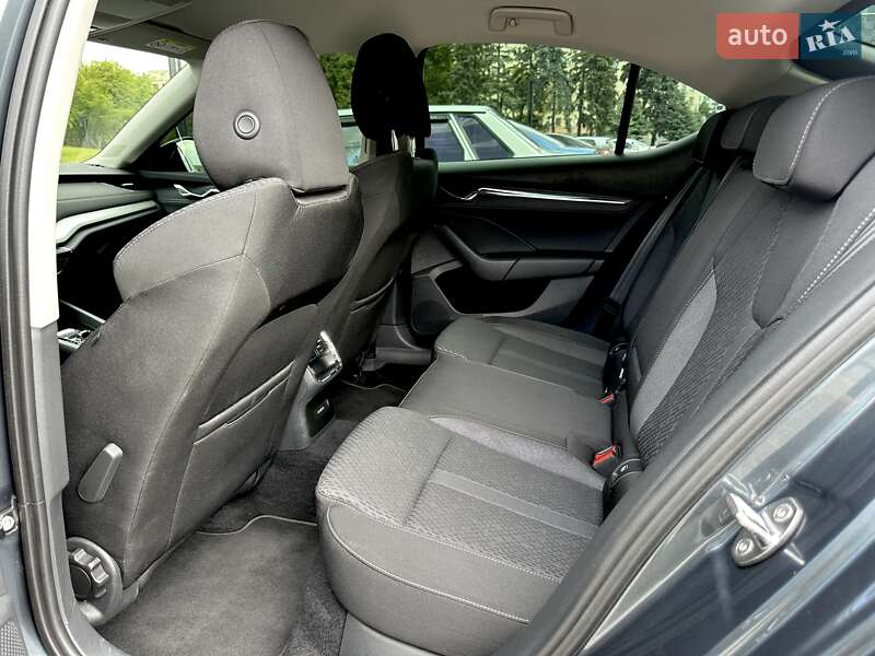 Лифтбек Skoda Octavia 2021 в Харькове