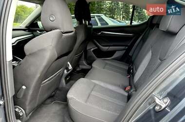 Ліфтбек Skoda Octavia 2021 в 