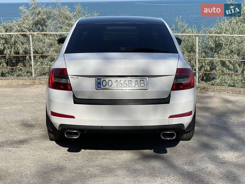 Лифтбек Skoda Octavia 2013 в Одессе