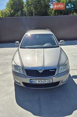 Универсал Skoda Octavia 2009 в Ходорове