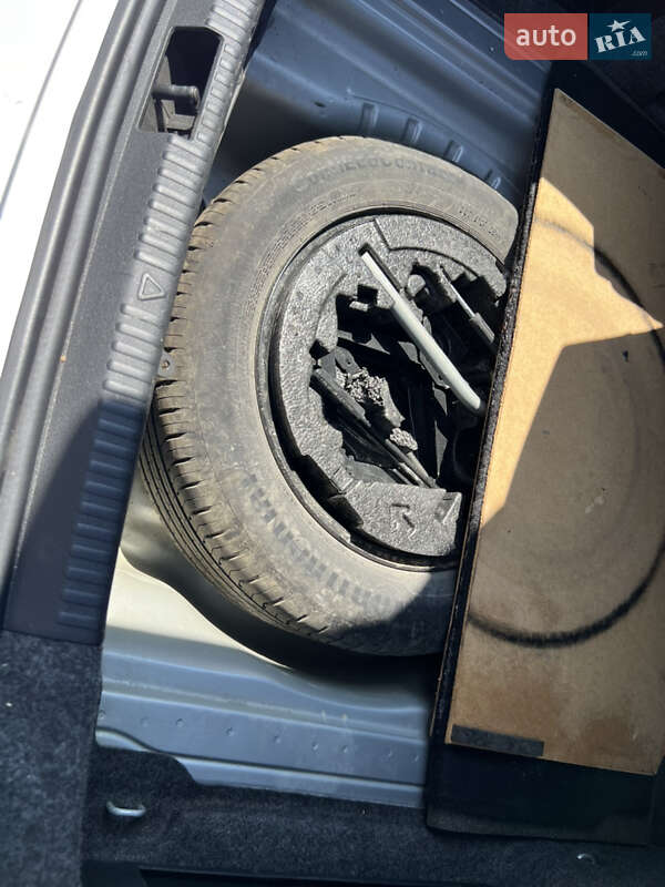 Лифтбек Skoda Octavia 2016 в Желтых Водах фото 16 Лифтбек Skoda Octavia 2016 в Желтых Водах