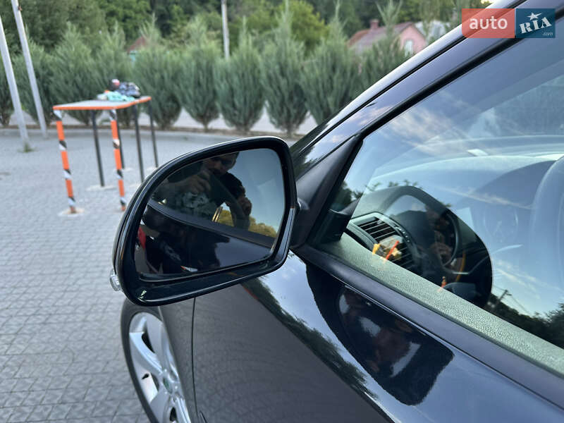 Универсал Skoda Octavia 2009 в Полтаве