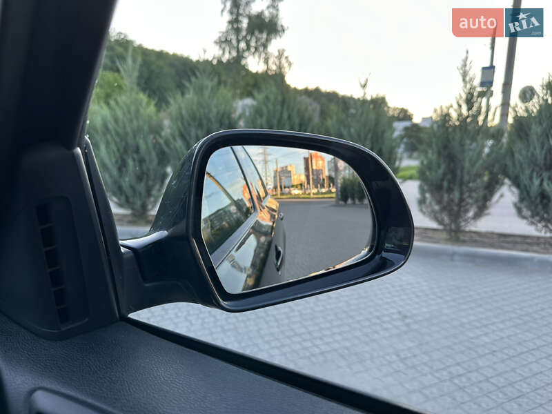 Универсал Skoda Octavia 2009 в Полтаве