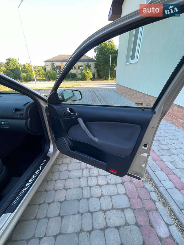 Универсал Skoda Octavia 2004 в Теребовле