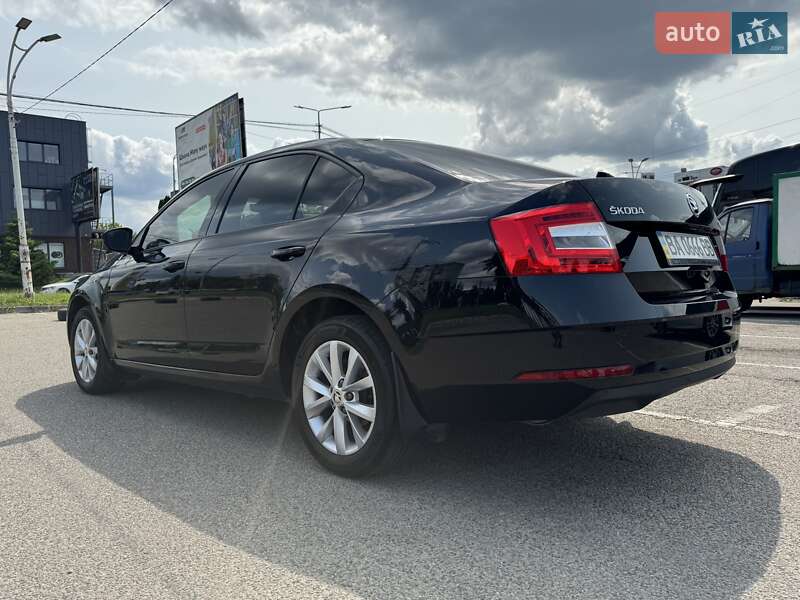 Лифтбек Skoda Octavia 2019 в Киеве