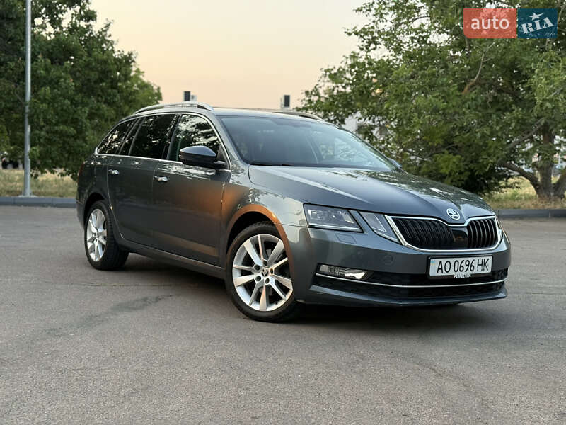 Універсал Skoda Octavia 2017 в Одесі