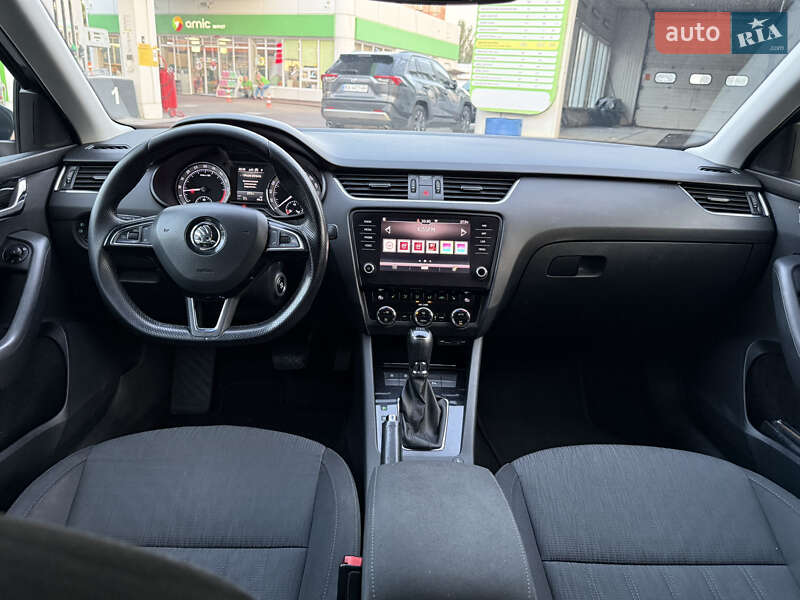 Універсал Skoda Octavia 2017 в Одесі