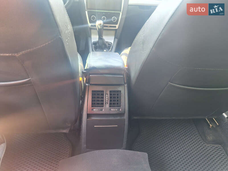 Лифтбек Skoda Octavia 2012 в Кривом Роге