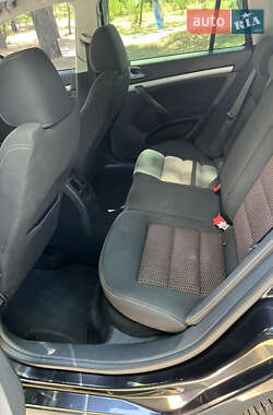 Универсал Skoda Octavia 2012 в 