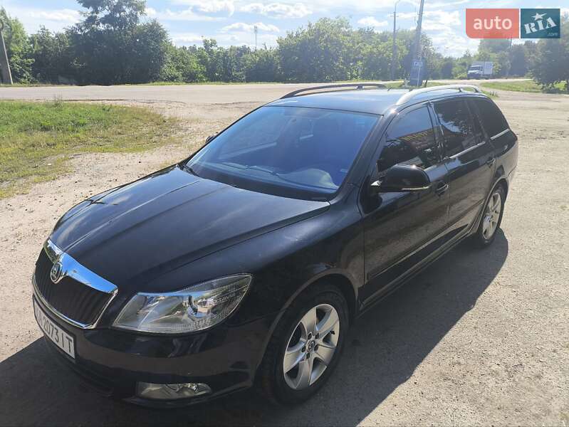 Універсал Skoda Octavia 2011 в Києві фото 2 Універсал Skoda Octavia 2011 в Києві