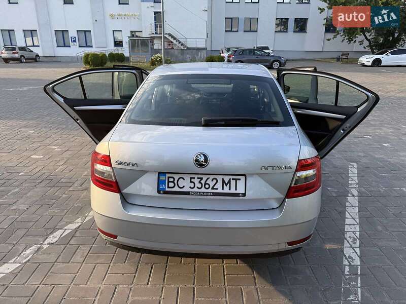 Ліфтбек Skoda Octavia 2017 в Львові фото 10 Ліфтбек Skoda Octavia 2017 в Львові