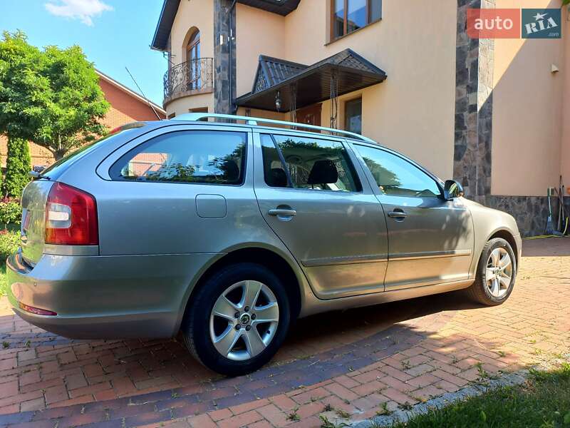 Универсал Skoda Octavia 2011 в Виннице
