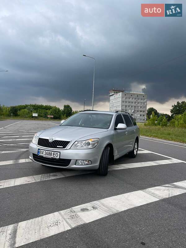 Універсал Skoda Octavia 2009 в Хмельницькому