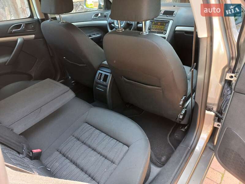Универсал Skoda Octavia 2011 в Виннице