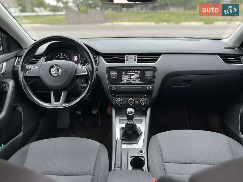 Універсал Skoda Octavia 2015 в Харкові