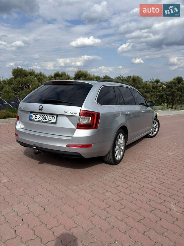 Універсал Skoda Octavia 2016 в Чернівцях
