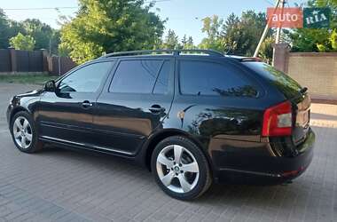 Универсал Skoda Octavia 2011 в 