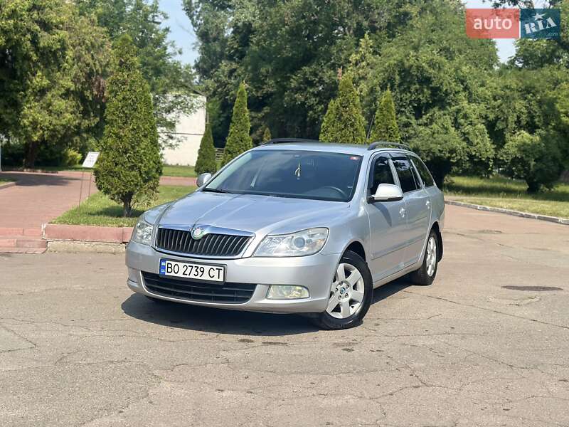 Универсал Skoda Octavia 2009 в Одессе