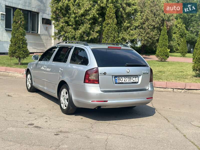 Универсал Skoda Octavia 2009 в Одессе
