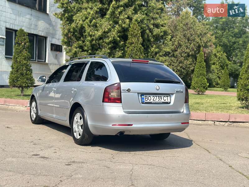 Универсал Skoda Octavia 2009 в Одессе