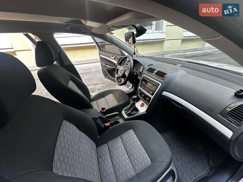 Универсал Skoda Octavia 2009 в Одессе