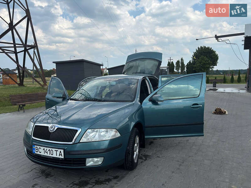 Лифтбек Skoda Octavia 2008 в Львове