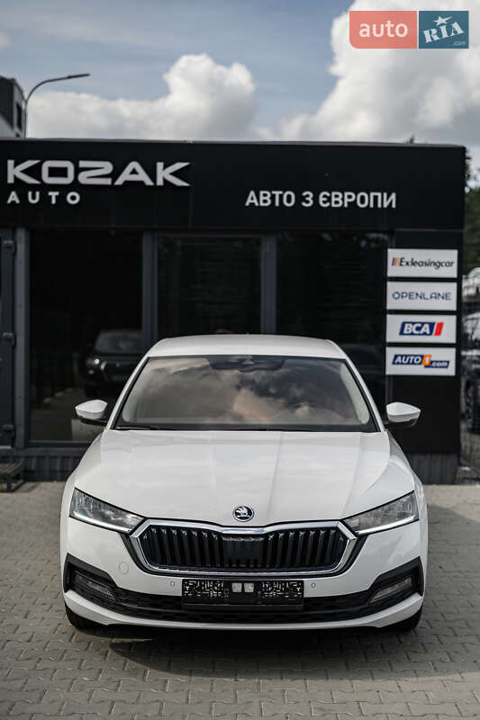 Лифтбек Skoda Octavia 2021 в Львове