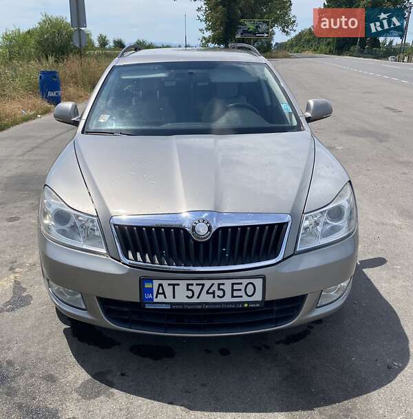Универсал Skoda Octavia 2010 в Калуше