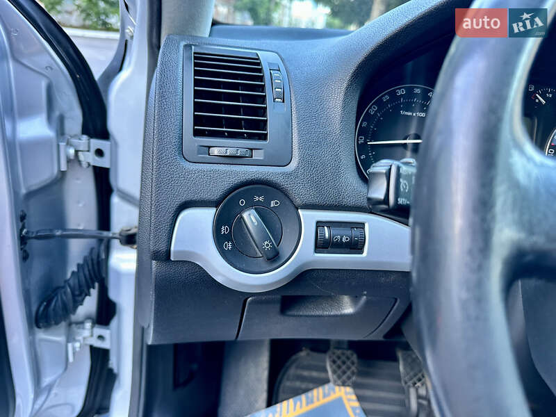 Универсал Skoda Octavia 2008 в Виннице
