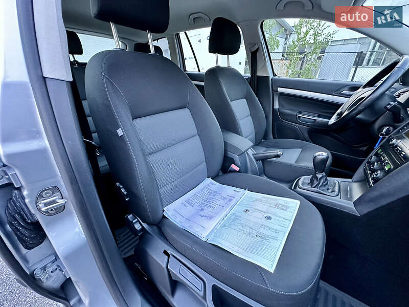 Универсал Skoda Octavia 2008 в Виннице