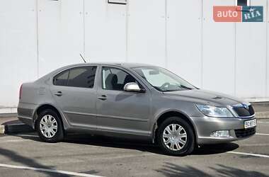 Лифтбек Skoda Octavia 2011 в 