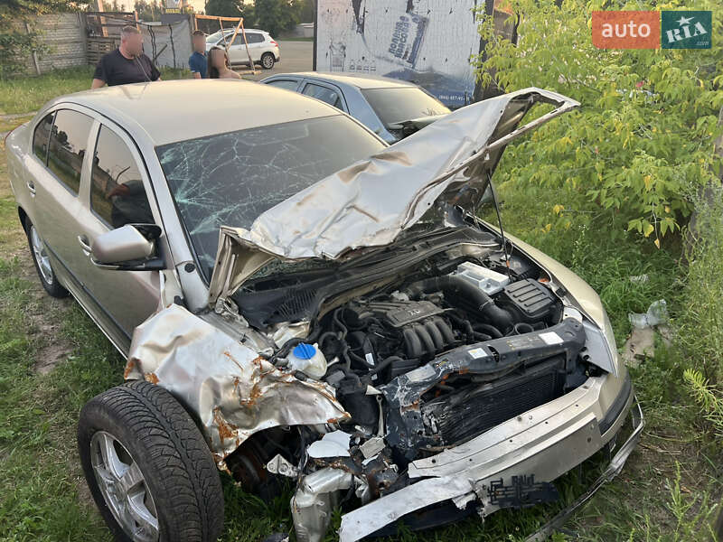 Лифтбек Skoda Octavia 2005 в Белогородке