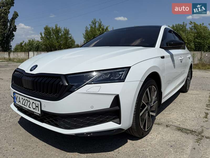 Лифтбек Skoda Octavia 2024 в Днепре