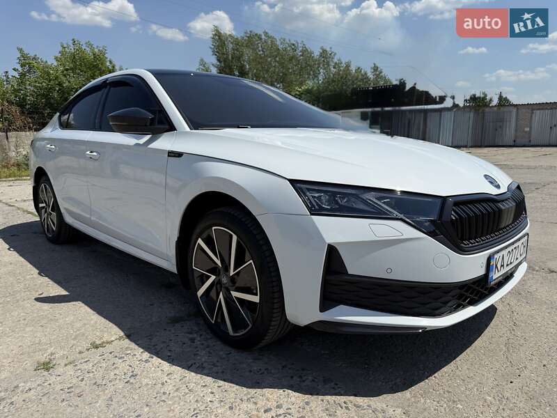 Лифтбек Skoda Octavia 2024 в Днепре