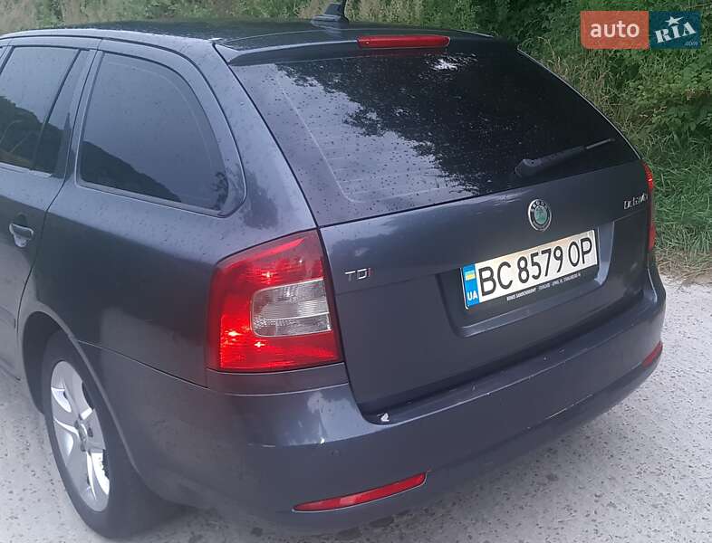 Универсал Skoda Octavia 2009 в Львове