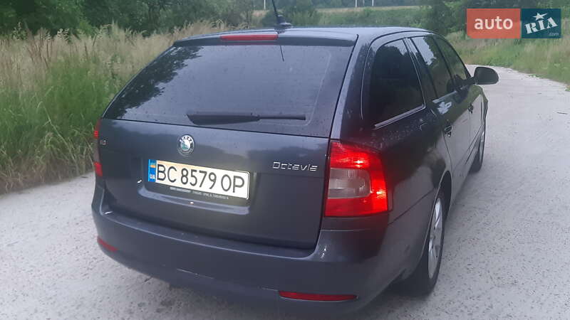 Универсал Skoda Octavia 2009 в Львове
