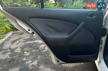 Лифтбек Skoda Octavia 2005 в 