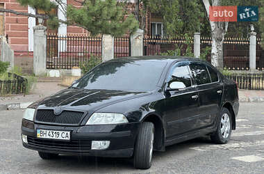 Лифтбек Skoda Octavia 2005 в Николаеве