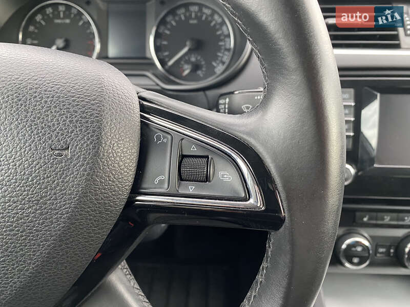 Універсал Skoda Octavia 2015 в Ужгороді