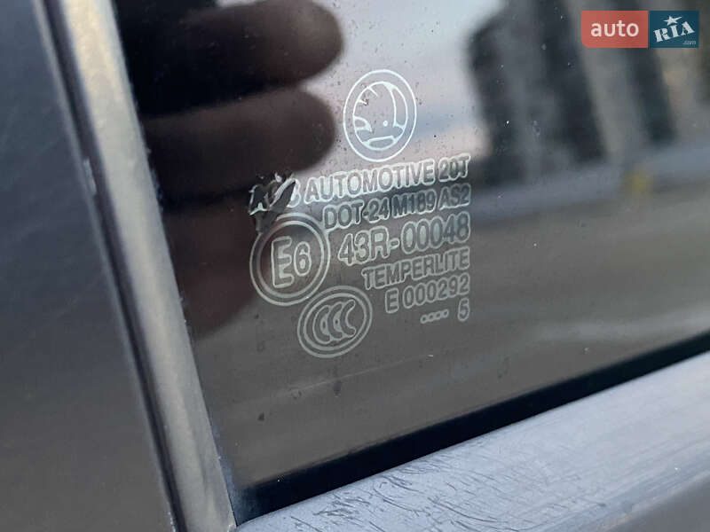 Універсал Skoda Octavia 2015 в Ужгороді
