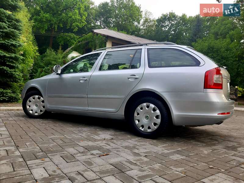 Универсал Skoda Octavia 2009 в Дрогобыче