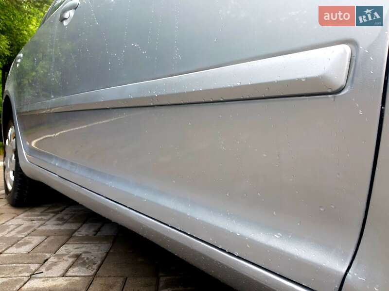 Универсал Skoda Octavia 2009 в Дрогобыче