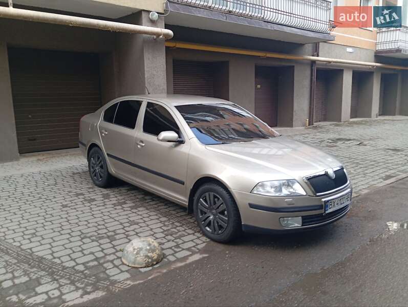 Лифтбек Skoda Octavia 2004 в Ивано-Франковске