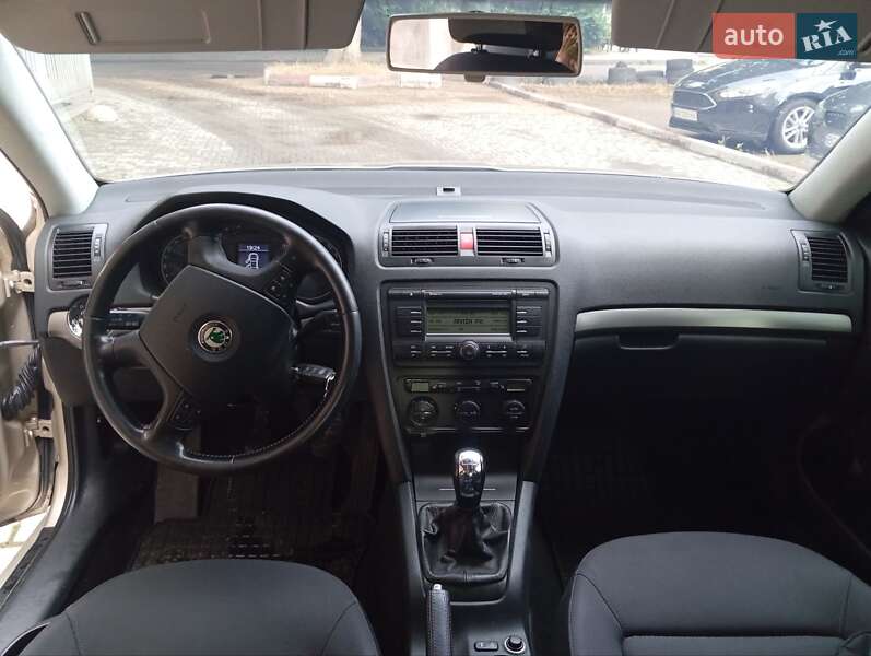 Лифтбек Skoda Octavia 2004 в Ивано-Франковске