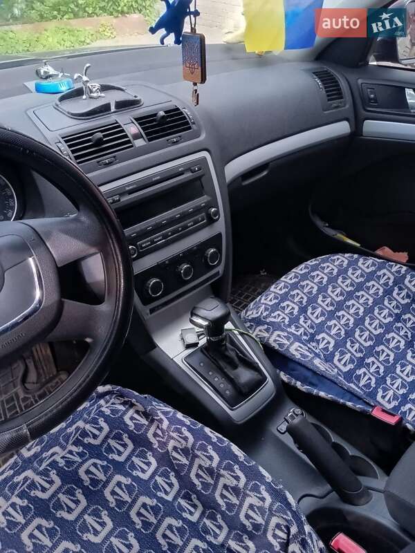 Универсал Skoda Octavia 2011 в Чернигове
