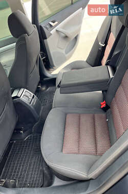 Лифтбек Skoda Octavia 2010 в 