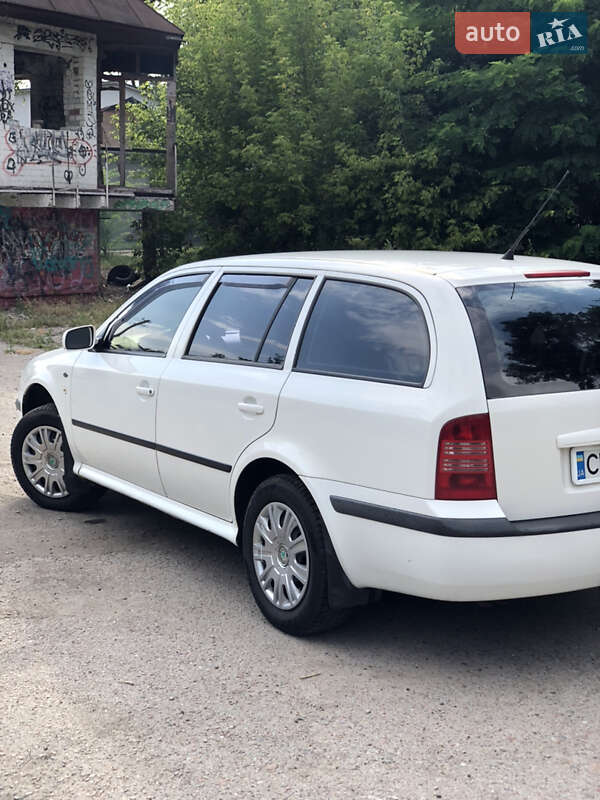 Універсал Skoda Octavia 2002 в Чернігові
